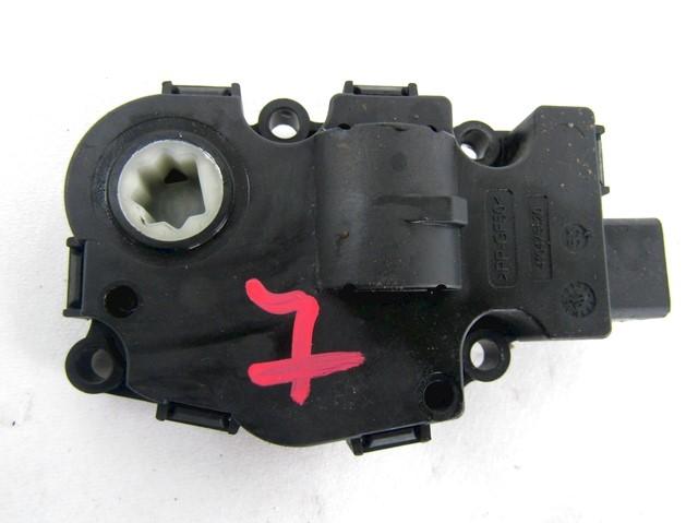 MOTORCEK OGREVANJA OEM N. 929888G ORIGINAL REZERVNI DEL BMW SERIE 1 BER/COUPE/CABRIO E81/E82/E87/E88 LCI R (2007 - 2013) DIESEL LETNIK 2010