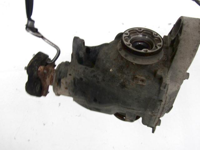 ZADNJI DIFERENCIAL OEM N. 7598855 ORIGINAL REZERVNI DEL BMW SERIE 1 BER/COUPE/CABRIO E81/E82/E87/E88 LCI R (2007 - 2013) DIESEL LETNIK 2010