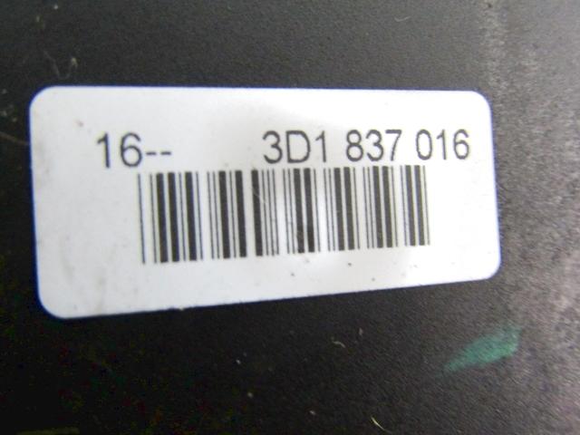 CENTRALNI ZAKLEP SPREDNJIH VRAT  OEM N. 3D1837016 ORIGINAL REZERVNI DEL VOLKSWAGEN GOLF PLUS 5M1 521 MK1 (2004 - 2009) DIESEL LETNIK 2006