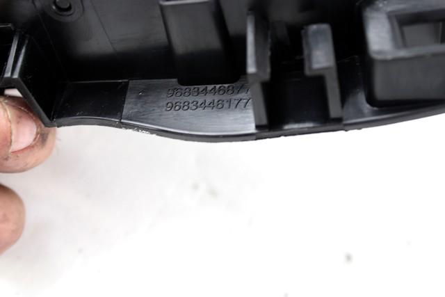 NOTRANJA KLJUKA  OEM N. 9683446877 ORIGINAL REZERVNI DEL CITROEN C3 MK2 SC (2009 - 2016) DIESEL LETNIK 2012