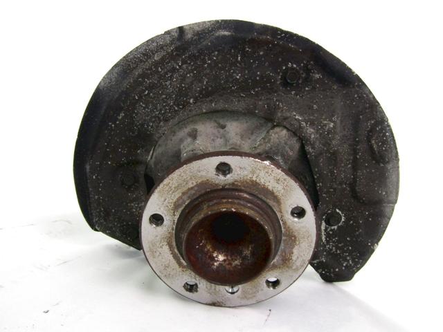 VRTLJIVI LEZAJ DESNO / PESTO KOLESA Z LEZAJEM SPREDAJ OEM N. 31216793924 ORIGINAL REZERVNI DEL BMW SERIE 3 BER/SW/COUPE/CABRIO E90/E91/E92/E93 (2005 -2009) DIESEL LETNIK 2007