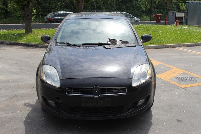 FIAT BRAVO 1.9 D 88KW 5M 5P (2007) RICAMBI IN MAGAZZINO