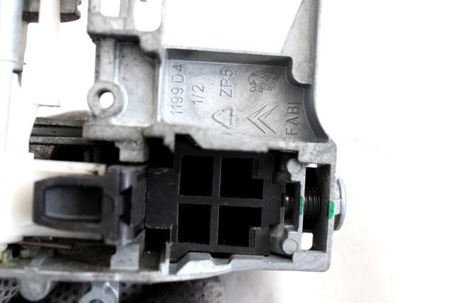 ZUNANJA KLJUKA SPREDNJA DESNA VRATA OEM N. 9681634988 ORIGINAL REZERVNI DEL FIAT SCUDO 270 MK2 (2007 - 2016) DIESEL LETNIK 2008