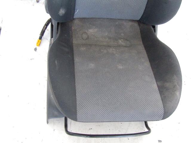 SPREDNJI DESNI SEDE? BLAGO OEM N. SEADTOPMERIVAAX03RMV5P ORIGINAL REZERVNI DEL OPEL MERIVA A X03 R (2006 - 2010) DIESEL LETNIK 2006