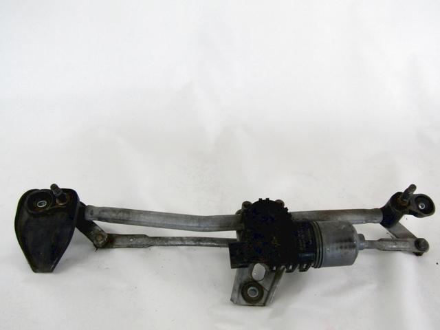 MOTORCEK PREDNJIH BRISALCEV OEM N. 13111211 ORIGINAL REZERVNI DEL OPEL ASTRA H A04 L48,L08,L35,L67 5P/3P/SW (2004 - 2007) BENZINA LETNIK 2006