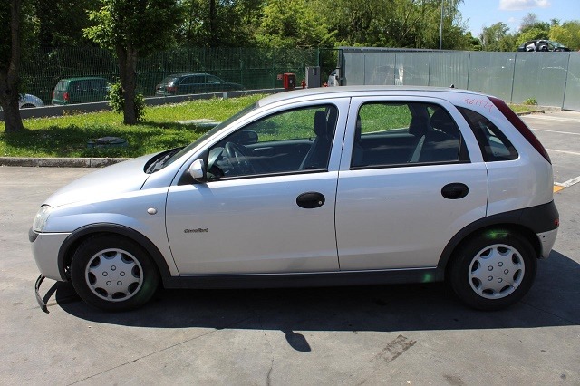 OPEL CORSA C 1.0 B 43KW 5M 5P (2002) RICAMBI IN MAGAZZINO