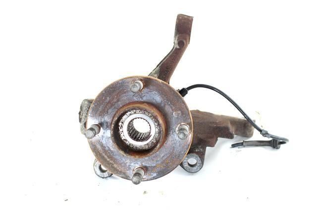 VRTLJIVI LEZAJ DESNO / PESTO KOLESA Z LEZAJEM SPREDAJ OEM N. 8V51-3K170-AF ORIGINAL REZERVNI DEL FORD FIESTA CB1 CNN MK6 (09/2008 - 11/2012) DIESEL LETNIK 2010