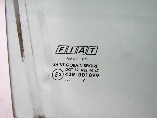 STEKLO SPREDNJIH DESNIH VRAT OEM N. 51829142 ORIGINAL REZERVNI DEL FIAT BRAVO 198 (02/2007 - 2010) DIESEL LETNIK 2007