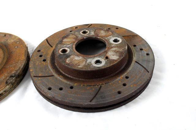 SPREDNJI ZAVORNI DISKI OEM N. 1679853 ORIGINAL REZERVNI DEL FORD FIESTA CB1 CNN MK6 (09/2008 - 11/2012) DIESEL LETNIK 2010