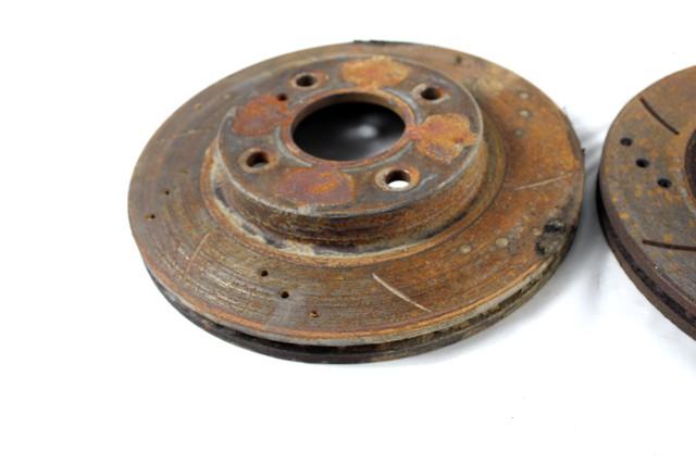 SPREDNJI ZAVORNI DISKI OEM N. 1679853 ORIGINAL REZERVNI DEL FORD FIESTA CB1 CNN MK6 (09/2008 - 11/2012) DIESEL LETNIK 2010