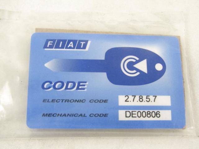 KOMPLET ODKLEPANJE IN VZIG  OEM N. 22544 KIT ACCENSIONE AVVIAMENTO ORIGINAL REZERVNI DEL FIAT BRAVO 198 (02/2007 - 2010) DIESEL LETNIK 2007