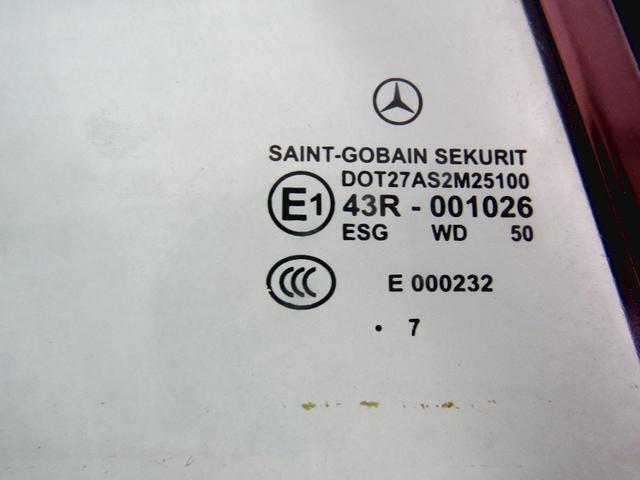 STEKLO ZADNJIH DESNIH VRAT OEM N. A2096700210 ORIGINAL REZERVNI DEL MERCEDES CLASSE CLK W209 C209 COUPE A209 CABRIO (2002 - 2010)DIESEL LETNIK 2007