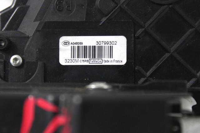 CENTRALNI ZAKLEP SPREDNJIH VRAT  OEM N. 30799302 ORIGINAL REZERVNI DEL VOLVO V50 545 R (2007 - 2012) DIESEL LETNIK 2010