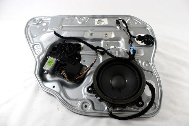 MEHANIZEM DVIGA ZADNJIH STEKEL  OEM N. 33806 SISTEMA ALZACRISTALLO PORTA POSTERIORE ELETT ORIGINAL REZERVNI DEL VOLVO V50 545 R (2007 - 2012) DIESEL LETNIK 2010