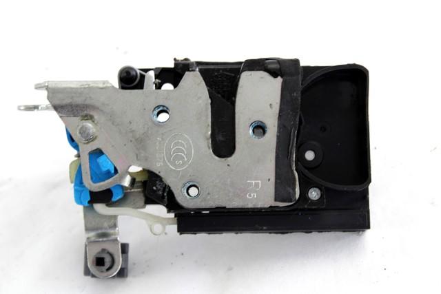 CENTRALNI ZAKLEP SPREDNJIH VRAT  OEM N. 42620081 ORIGINAL REZERVNI DEL OPEL KARL C16 (2015 - 2019)BENZINA/GPL LETNIK 2018