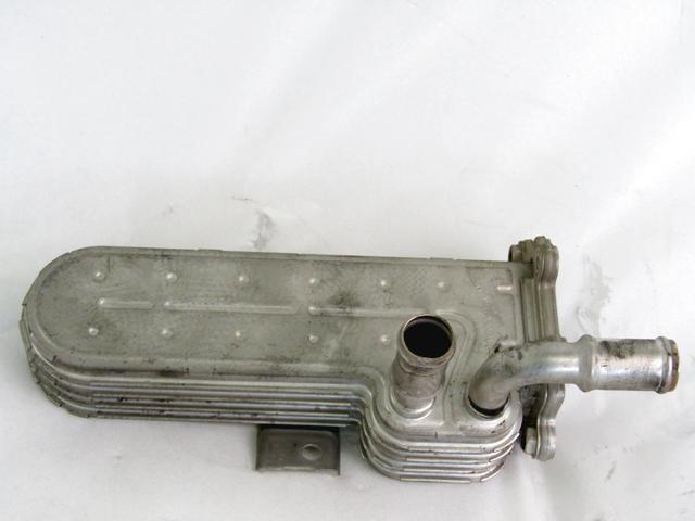 EGR VENTIL/IZMENJALNIK OEM N. 038131513D ORIGINAL REZERVNI DEL AUDI A3 MK2 8P 8PA 8P1 (2003 - 2008)DIESEL LETNIK 2003