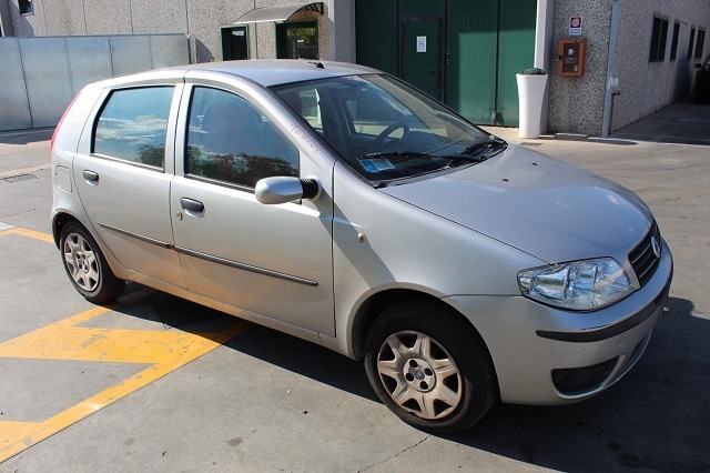 FIAT PUNTO 1.4 B 70KW 6M 5P (2003) RICAMBI IN MAGAZZINO