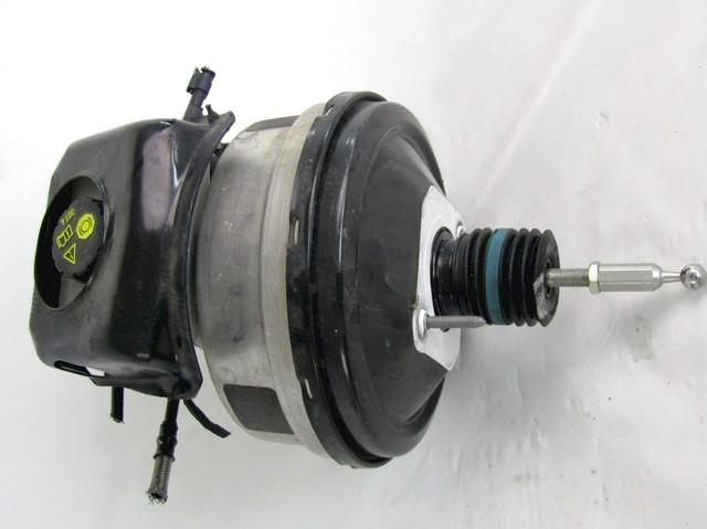 SERVO OJACEVALNIK ZAVOR S PUMPO OEM N. 8W0612103B ORIGINAL REZERVNI DEL AUDI A4 B9 BER/SW/ALLROAD (2015 - 2019)DIESEL LETNIK 2016