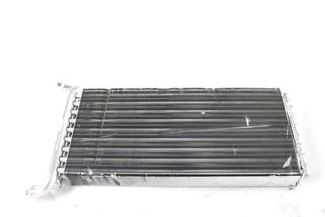 GRELEC RADIATORJA OEM N. A0038357501 ORIGINAL REZERVNI DEL MERCEDES VITO W639 W638 (2003 - 2014)DIESEL LETNIK 2014