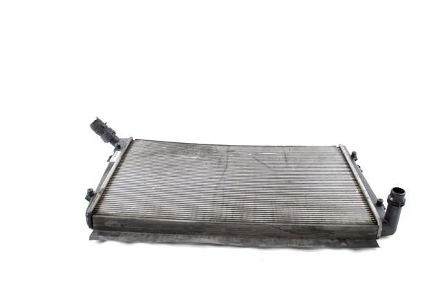 RADIATOR VODE OEM N. 1K0121251AK ORIGINAL REZERVNI DEL AUDI A3 MK2 8P 8PA 8P1 (2003 - 2008)DIESEL LETNIK 2006