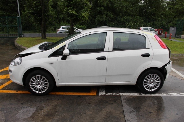 FIAT PUNTO 1.2 B 51KW 5M 5P (2016) RICAMBI IN MAGAZZINO