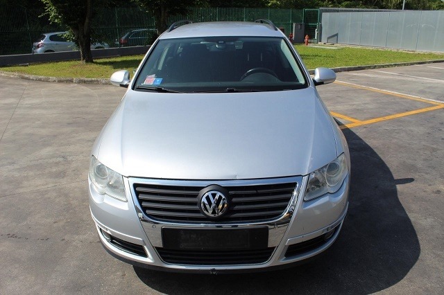 VOLKSWAGEN PASSAT SW 2.0 D 81KW 5M 5P (2009) RICAMBI IN MAGAZZINO