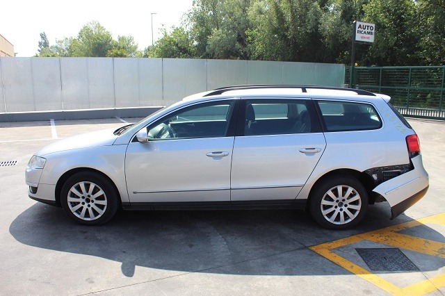 VOLKSWAGEN PASSAT SW 2.0 D 81KW 5M 5P (2009) RICAMBI IN MAGAZZINO