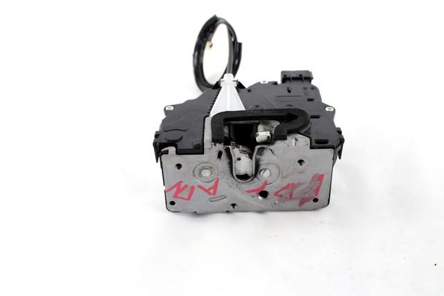 CENTRALNI ZAKLEP SPREDNJIH VRAT  OEM N. 51905681 ORIGINAL REZERVNI DEL FIAT PUNTO 199 MK3 (2011 - 2017)BENZINA LETNIK 2016