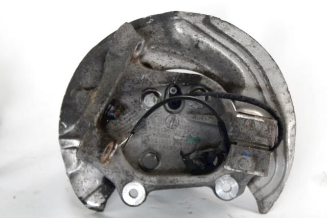 VRTLJIVI LEZAJ DESNO / PESTO KOLESA Z LEZAJEM SPREDAJ OEM N. 31216773210 ORIGINAL REZERVNI DEL BMW SERIE 1 BER/COUPE/CABRIO E81/E82/E87/E88 LCI R (2007 - 2013) DIESEL LETNIK 2011