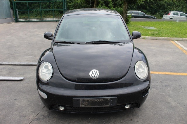 VOLKSWAGEN NEW BEETLE 1.9 D 74KW 5M 3P (2003) RICAMBI IN MAGAZZINO