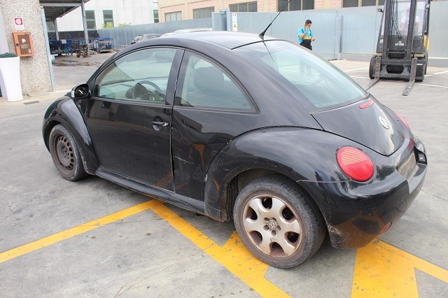 VOLKSWAGEN NEW BEETLE 1.9 D 74KW 5M 3P (2003) RICAMBI IN MAGAZZINO