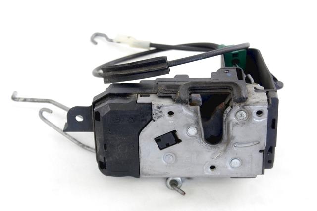 CENTRALNO ZAKLEPANJE PREDNIH LEVIH VRAT OEM N. 13210748 ORIGINAL REZERVNI DEL OPEL ASTRA H A04 L48 L08 L35 L67 R 5P/3P/SW (2007 - 2010) DIESEL LETNIK 2007