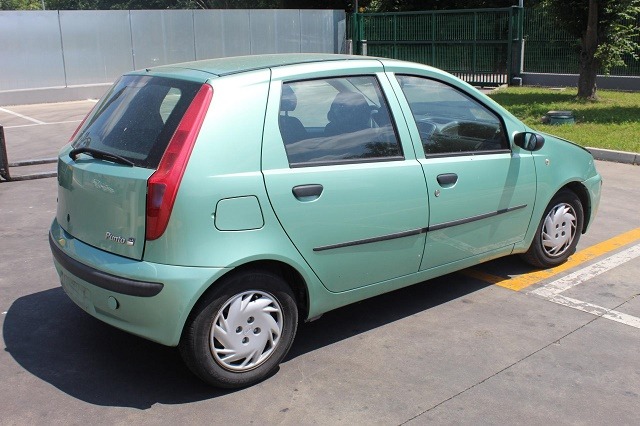 FIAT PUNTO 1.2 B 44KW 5M 5P (2002) RICAMBI IN MAGAZZINO