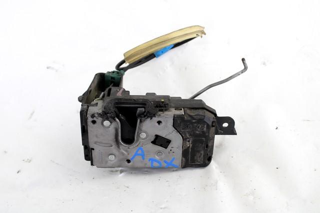 CENTRALNI ZAKLEP SPREDNJIH VRAT  OEM N. 13210749 ORIGINAL REZERVNI DEL OPEL ZAFIRA B A05 M75 (2005 - 2008) BENZINA/METANO LETNIK 2007