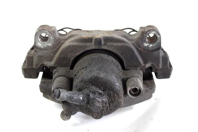 SPREDNJE DESNE ZAVORNE CELJUSTI  OEM N. 1K0615124E ORIGINAL REZERVNI DEL AUDI A3 MK2 8P 8PA 8P1 (2003 - 2008)DIESEL LETNIK 2005