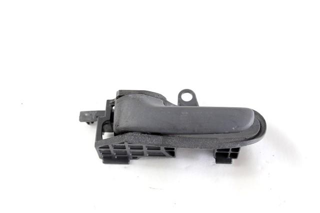 NOTRANJA KLJUKA  OEM N. 692060D060B3 ORIGINAL REZERVNI DEL TOYOTA AYGO B1 R (2009 - 02/2012) BENZINA LETNIK 2012