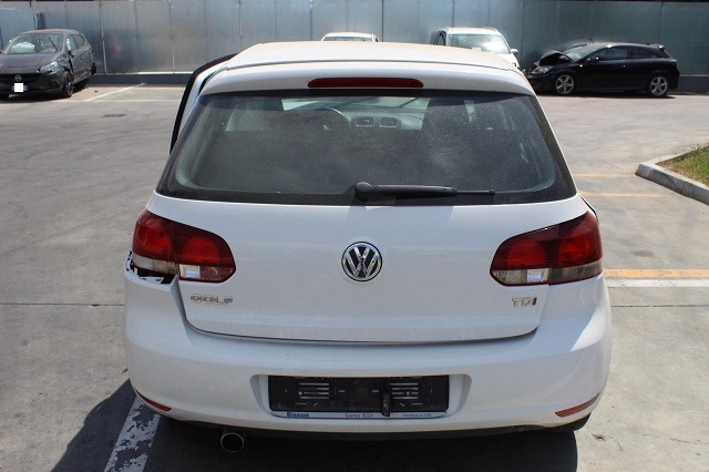 VOLKSWAGEN GOLF 6 1.6 D 77KW 5M 5P (2011) RICAMBI IN MAGAZZINO