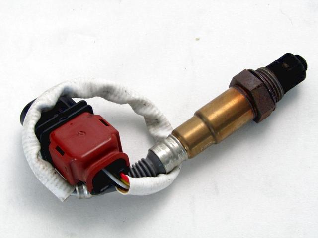 SONDA LAMBDA  OEM N. FV4A-9Y460-AA ORIGINAL REZERVNI DEL FORD PUMA MK2 (DAL 2019)BENZINA LETNIK 2020