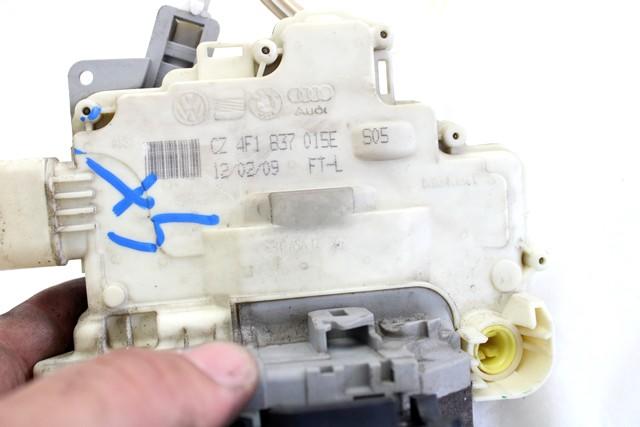 CENTRALNO ZAKLEPANJE PREDNIH LEVIH VRAT OEM N. 4F1837015E ORIGINAL REZERVNI DEL AUDI A3 MK2R 8P 8PA 8P1 8P7 (2008 - 2012)DIESEL LETNIK 2010