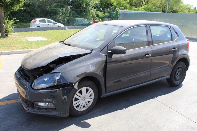 VOLKSWAGEN POLO 1.0 B 44KW 5M 5P (2015) RICAMBI IN MAGAZZINO