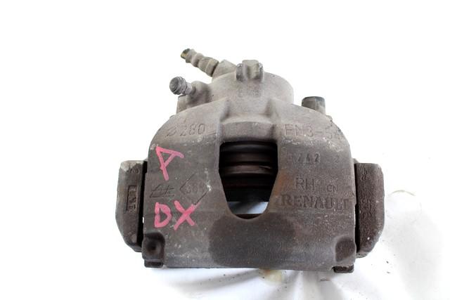 SPREDNJE DESNE ZAVORNE CELJUSTI  OEM N. 7701065267 ORIGINAL REZERVNI DEL RENAULT MEGANE MK2 R BM0/1 CM0/1 EM0/1 KM0/1 LM0/1 BER/GRANDTOUR  (2006 - 2009) DIESEL LETNIK 2006