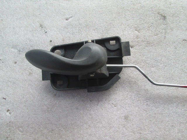 NOTRANJA KLJUKA  OEM N. 7352687 ORIGINAL REZERVNI DEL FIAT PUNTO 188 MK2 R (2003 - 2011) DIESEL LETNIK 2008