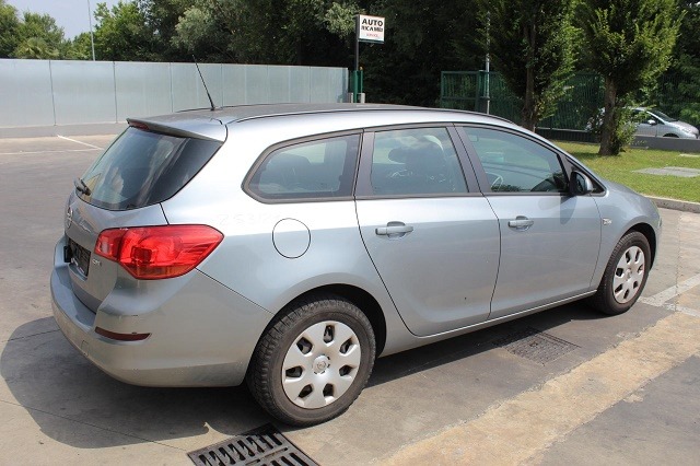 OPEL ASTRA J SW 1.7 D 81KW 6M 5P (2011) RICAMBI IN MAGAZZINO