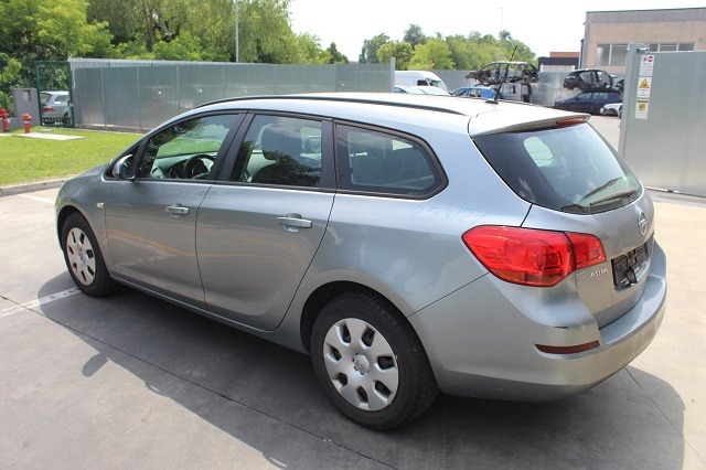 OPEL ASTRA J SW 1.7 D 81KW 6M 5P (2011) RICAMBI IN MAGAZZINO