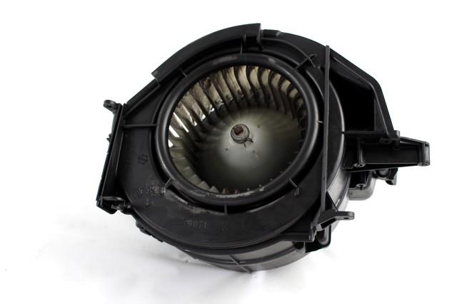 VENTILATOR  KABINE  OEM N. 4F0820020A ORIGINAL REZERVNI DEL AUDI A6 C6 4F2 4FH 4F5 BER/SW/ALLROAD (07/2004 - 10/2008) DIESEL LETNIK 2006