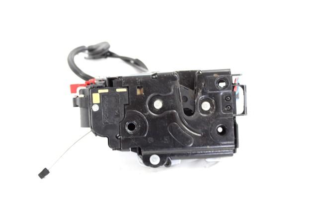 CENTRALNO ZAKLEPANJE PREDNIH LEVIH VRAT OEM N. 3D1837015AB ORIGINAL REZERVNI DEL VOLKSWAGEN GOLF VI 5K1 517 AJ5 MK6 (2008-2012) DIESEL LETNIK 2011