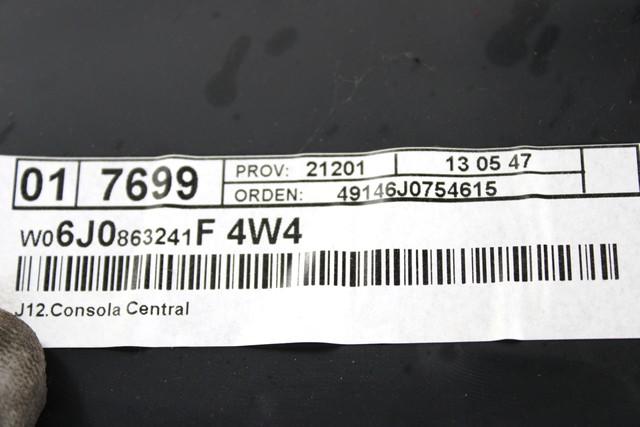 PLASTIKA MED SEDEZI BREZ NASLONJALA ROK OEM N. 6J0863241F ORIGINAL REZERVNI DEL SEAT IBIZA 6J5 6P1 MK4 R BER/SW (2012 -2017) DIESEL LETNIK 2014