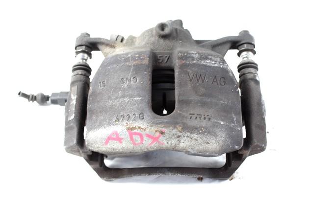 SPREDNJE DESNE ZAVORNE CELJUSTI  OEM N. 8V0615124 ORIGINAL REZERVNI DEL VOLKSWAGEN GOLF SPORTSVAN AM1 (2014 - 2017)DIESEL LETNIK 2015