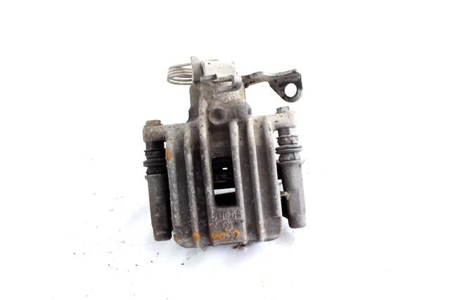 ZADNJE DESNE ZAVORNE CELJUSTI  OEM N. 8E0615424 ORIGINAL REZERVNI DEL VOLKSWAGEN PASSAT B5.5 3B3 3B6 3BG R BER/SW (11/2000 - 2005) DIESEL LETNIK 2004