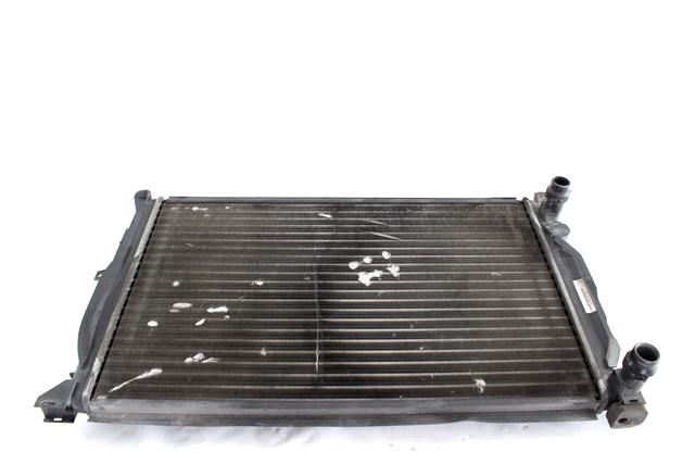 RADIATOR VODE OEM N. 8D0121251AT ORIGINAL REZERVNI DEL VOLKSWAGEN PASSAT B5.5 3B3 3B6 3BG R BER/SW (11/2000 - 2005) DIESEL LETNIK 2004